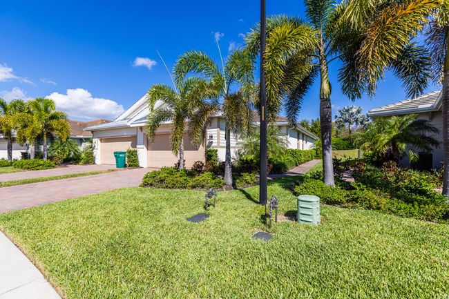 14567 Edgewater Cir, House other with 2 bedrooms, 2 bathrooms and null parking in NAPLES FL | Image 37