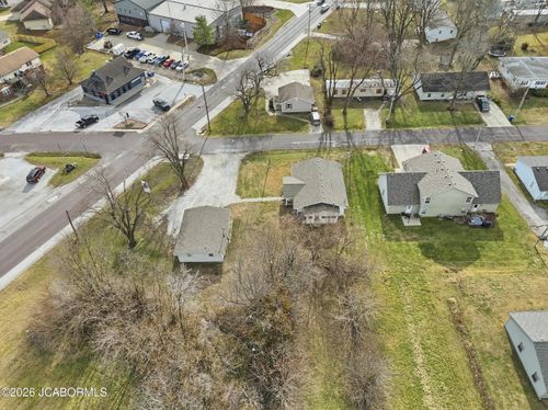 209 E Johnson Ave, ASHLAND, MO, 65010-9402 | Card Image