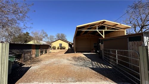 404 Wilson Street N, Madisonville, TX, 77864 | Card Image