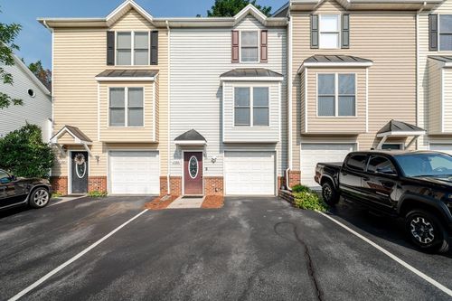 2386 King Arthurs Ct, HARRISONBURG, VA, 22801-7724 | Card Image