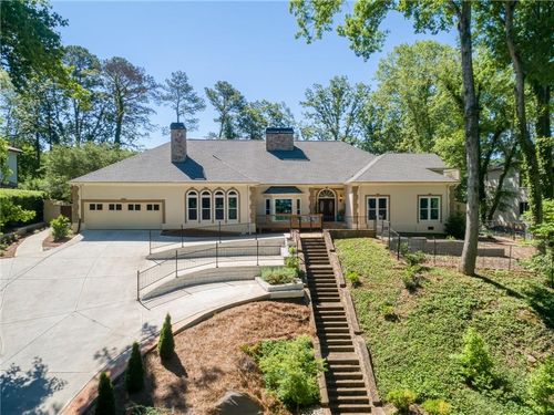 511 Pine Valley Rd Se, Marietta, GA, 30067-4827 | Card Image