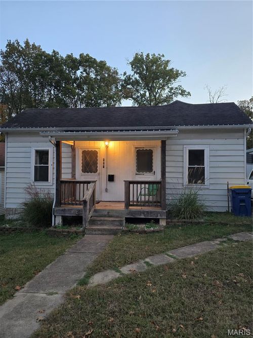 621 Boyd St, De Soto, MO, 63020-1619 | Card Image
