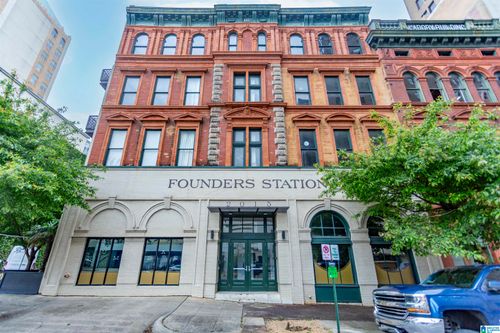 2d-2015 1st Avenue, Birmingham, AL, 35203 | Card Image