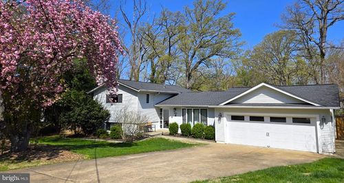 4202 Adrienne Dr, ALEXANDRIA, VA, 22309-2612 | Card Image