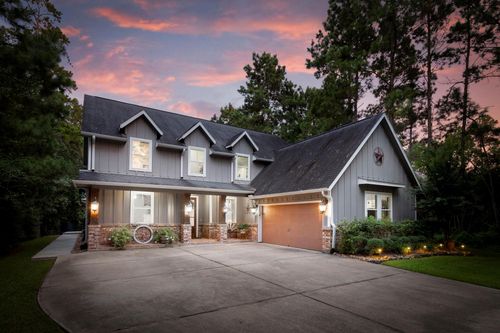 11527 Laurens Way, Montgomery, TX, 77316-5501 | Card Image