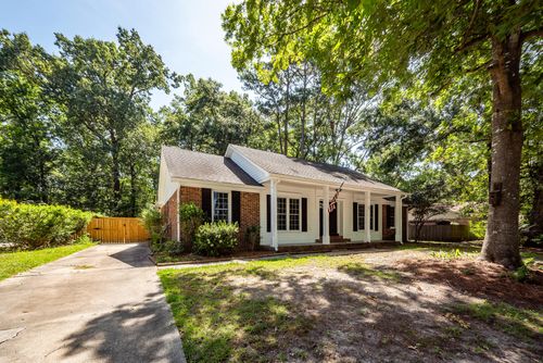 109 Runnymede Lane, Summerville, SC, 29485 | Card Image