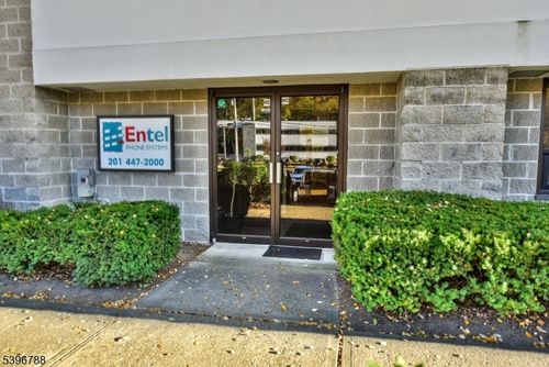 ste-8-230 W Parkway, Pompton Plains, NJ, 07444-1060 | Card Image