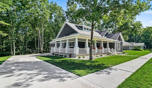 20 Kenneth Street, Pentwater, MI, 49449 | Card Image