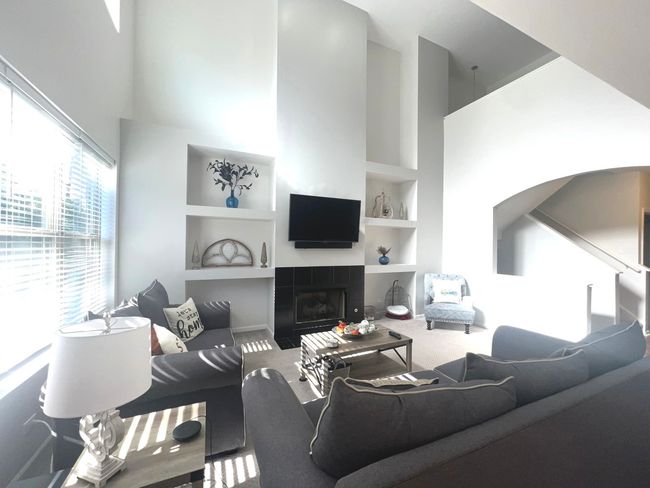 615 W St Johns Pl, Townhouse with 3 bedrooms, 3 bathrooms and 2 parking in ADDISON IL | Image 6