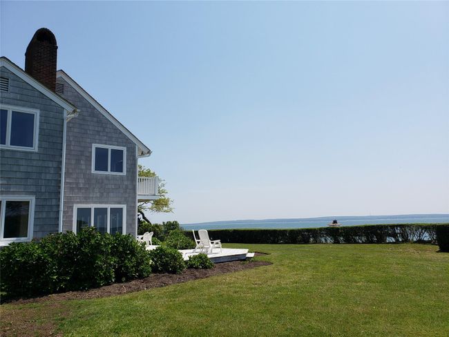 Beautiful waterview side lawn | Image 6