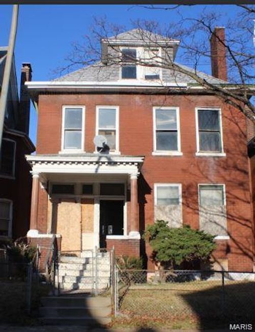 3225 Greer Ave, Saint Louis, MO, 63107-2612 | Card Image
