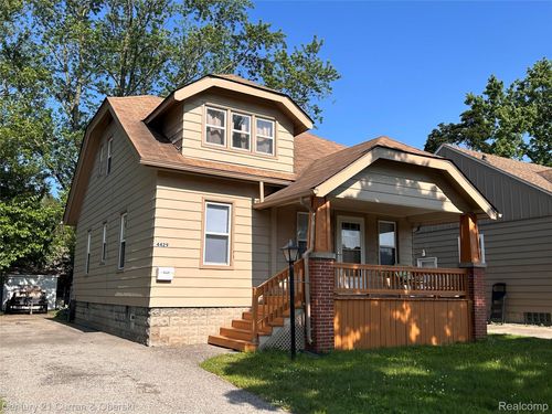 4429 Newberry St, Wayne, MI, 48184-2170 | Card Image