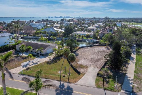 500 Outrigger Ln, LONGBOAT KEY, FL, 34228-3722 | Card Image
