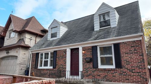 {{alt}} | Card Image