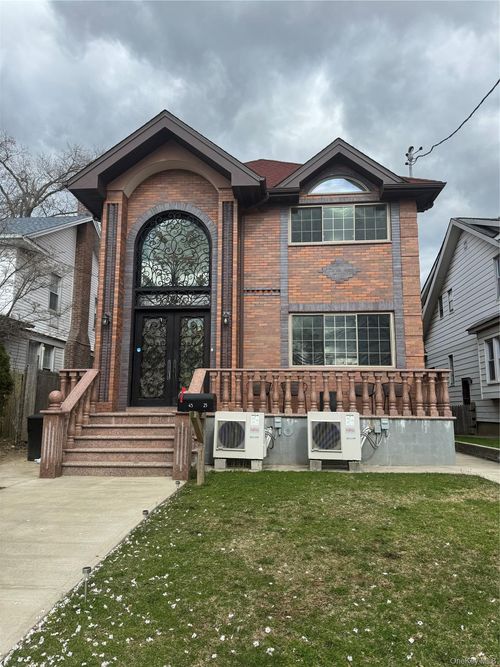 4323 220 Place, New York, NY, 11361 | Card Image
