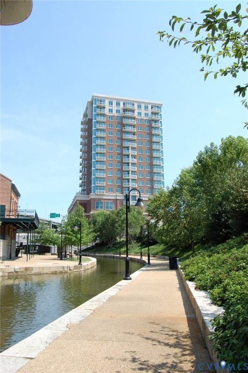 u1710-301 Virginia St, Richmond, VA, 23219-4145 | Card Image