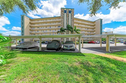 702f-4040 Ironwood Circle, BRADENTON, FL, 34209 | Card Image