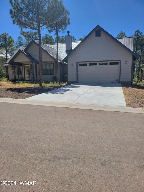 1060 S Redberry Drive, Show Low, AZ, 85901 | Card Image