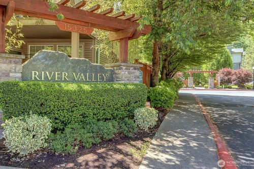 unit-q2-15325 Se 155th Pl, Renton, WA, 98058-6322 | Card Image