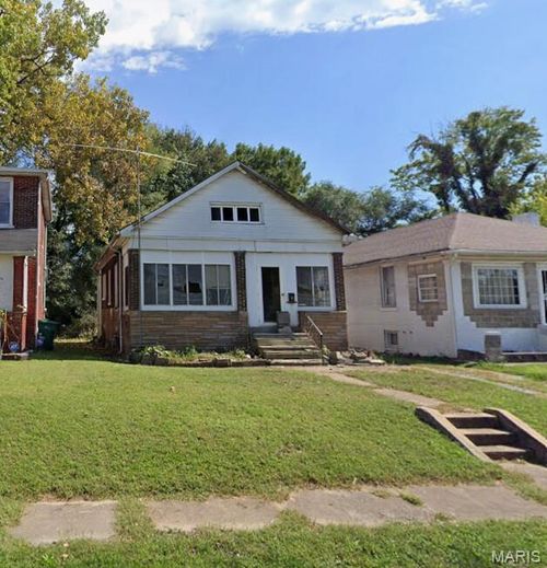 552 Gray Blvd, East Saint Louis, IL, 62205-1908 | Card Image