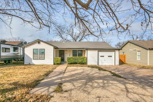 1213 S Bell St, San Angelo, TX, 76903-7606 | Card Image
