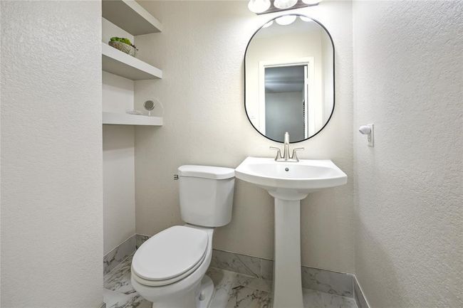 1813 Huge Oaks St, House other with 3 bedrooms, 2 bathrooms and 1 parking in Houston TX | Image 13