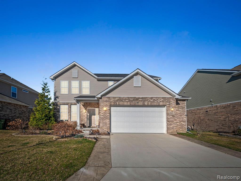 Nicholette , Utica, MI 48317 #1