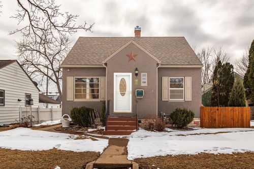 1918 Redfield Street, La Crosse, WI, 54601 | Card Image