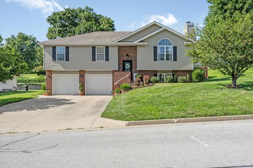 205 Crescent Dr, Boonville, MO, 65233-2405 | Card Image