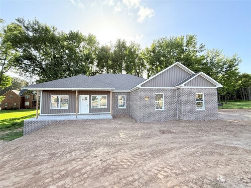 340 Stonegate Dr, Russellville, AR, 72802-2386 | Card Image