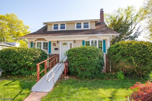 33 Bassett Ave, Mine Hill, NJ, 07803-3156 | Card Image