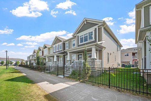 220 Windbury Lane Sw, Airdrie, AB, T4B5J5 | Card Image