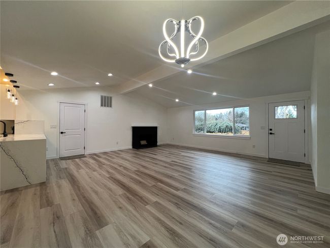 3711 Grandview Dr W, House other with 3 bedrooms, 3 bathrooms and 2 parking in University Place WA | Image 14