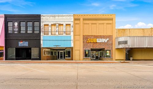 119 W Main St, Ada, OK, 74820-5401 | Card Image
