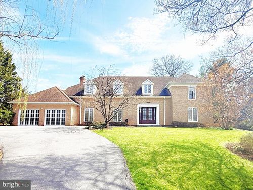 9809 Hall Rd, POTOMAC, MD, 20854-4350 | Card Image