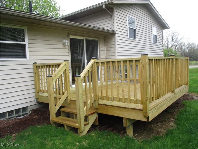 New Deck off the Kitchen Dining Area | Image 17