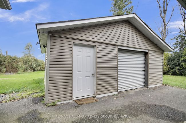 8441 Mitch Owens Rd, House other with 3 bedrooms, 3 bathrooms and 8 parking in Edwards ON | Image 27