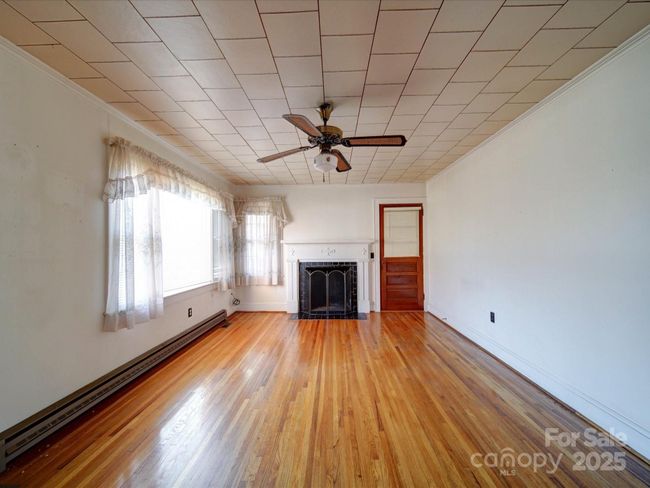 Main House | Image 30