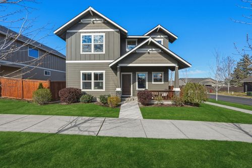 62735 Hawkview Rd, Bend, OR, 97701-7545 | Card Image