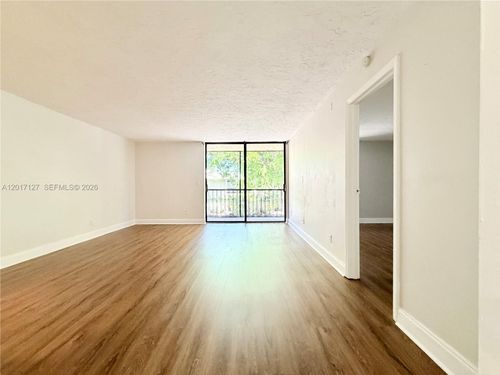 214-450 Commodore Dr, Plantation, FL, 33325-2156 | Card Image