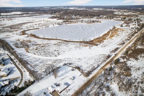 000 Johns Rd, South Lyon, MI, 48178 | Card Image