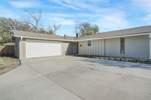 2900 Linden Lea, Irving, TX, 75061-6473 | Card Image