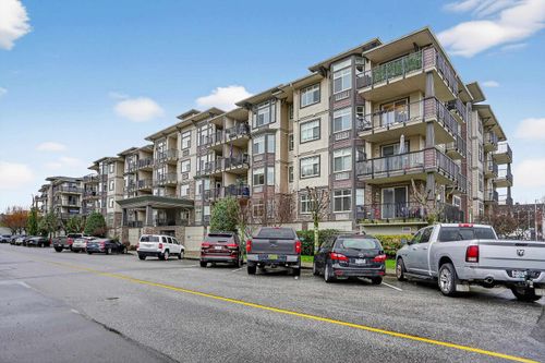 100-45893 Chesterfield Ave, Chilliwack, BC, V2P1M5 | Card Image