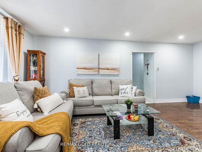 104 - 3555 Derry Rd E, Condo with 3 bedrooms, 2 bathrooms and 1 parking in Mississauga ON | Image 11