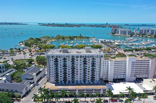 unit-5j-101 S Gulfstream Ave, SARASOTA, FL, 34236-8917 | Card Image