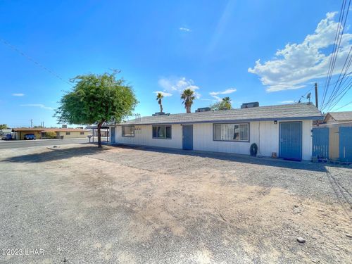 1412 W Agency Ave, Parker, AZ, 85344-4918 | Card Image