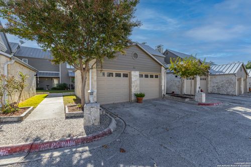 111-805 Loop 534, Kerrville, TX, 78028-2581 | Card Image