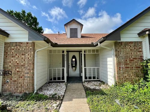 813 Redcedar Way Dr, Coppell, TX, 75019-3553 | Card Image