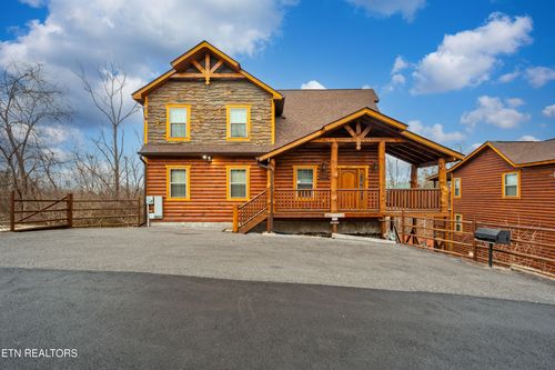 456 Alpine Mountain Way, Pigeon Forge, TN, 37863 | Card Image