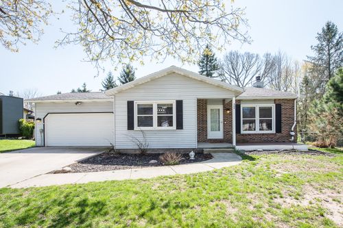308 Oak Tree Dr, Clinton, MI, 49236-9450 | Card Image